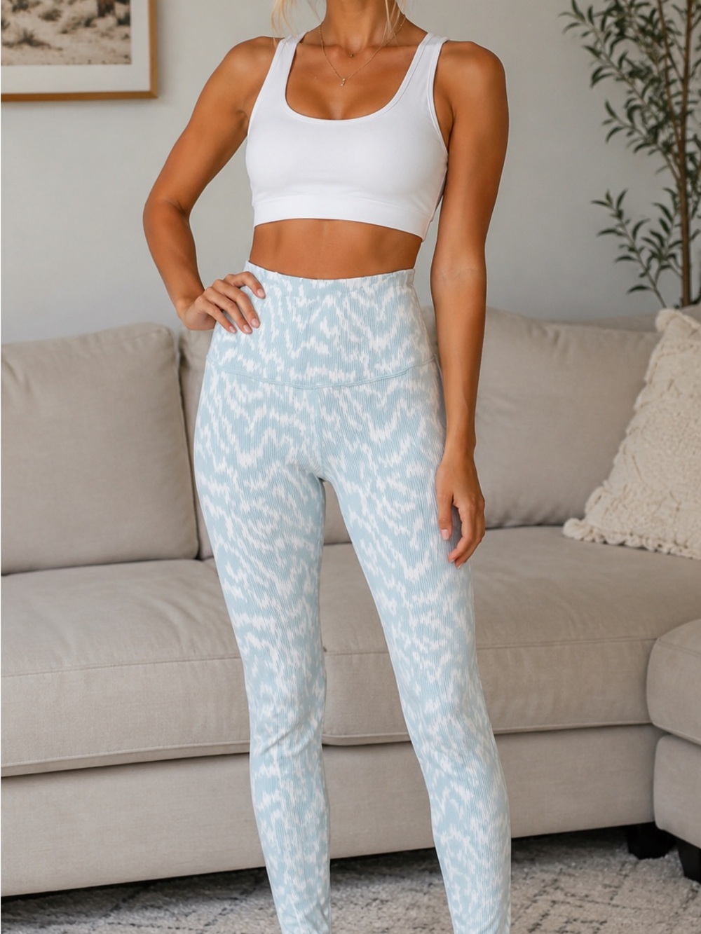 aerie High-Rise Light Blue & White Printed Leggings